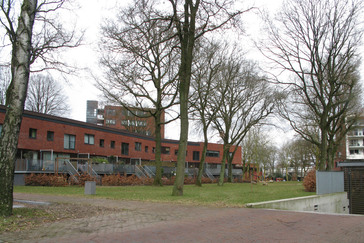 Tussen de Lanen